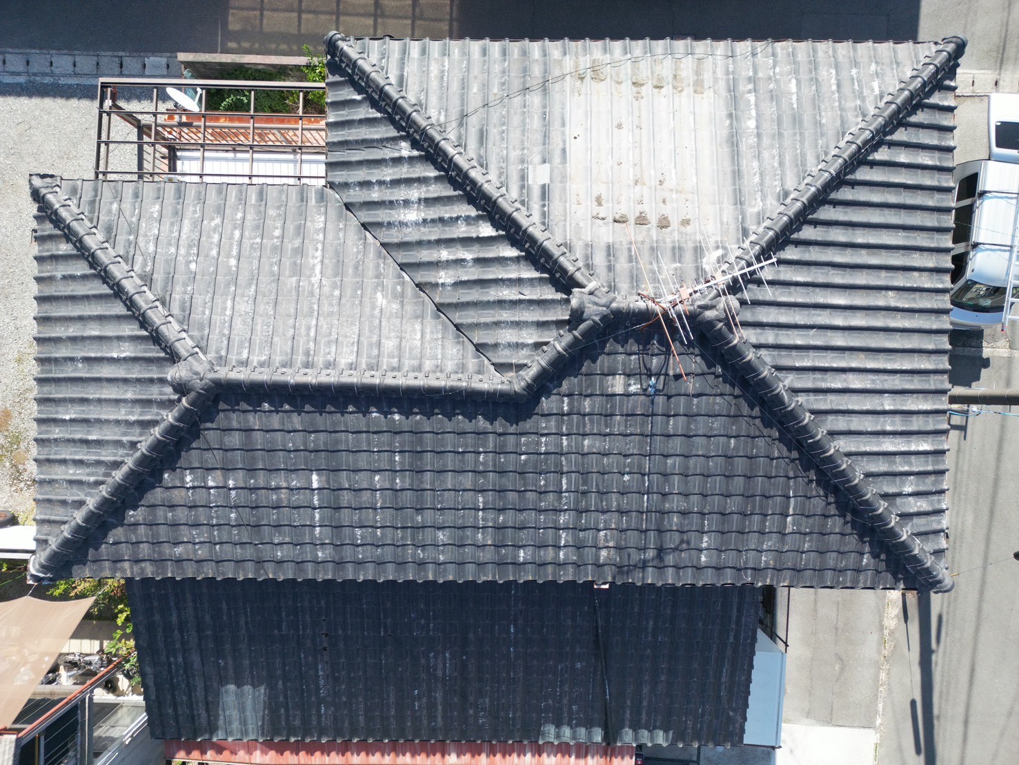 葺き替え工事ビフォー